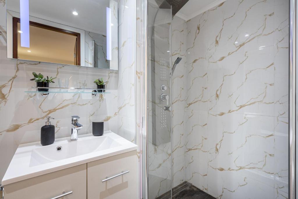 Szent István Apartments - Premium Quadruple Room