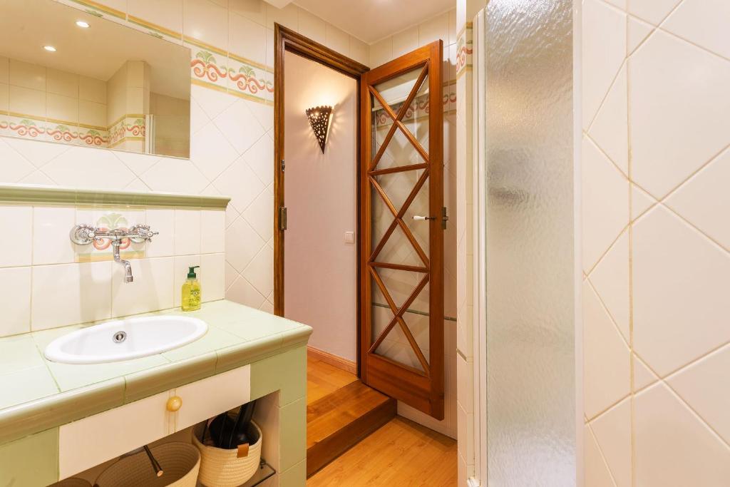 Koupelna v ubytování Le Gîte du Carmel