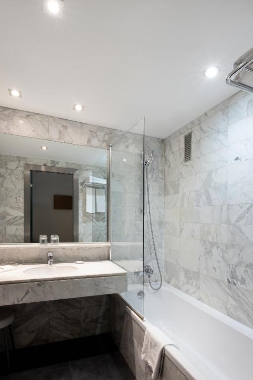 Catalonia Albeniz - Resim 30