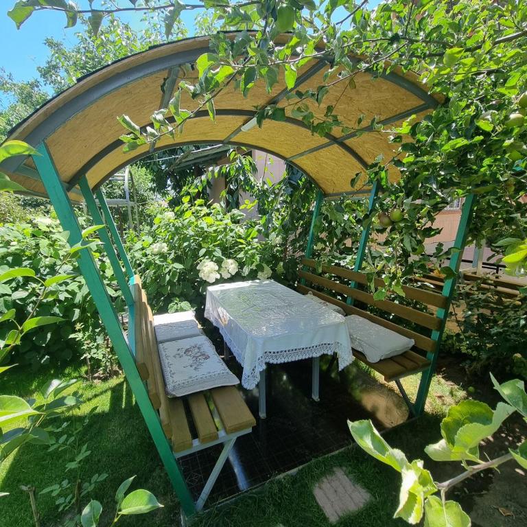 Zahrada ubytování Guest House Moryachka