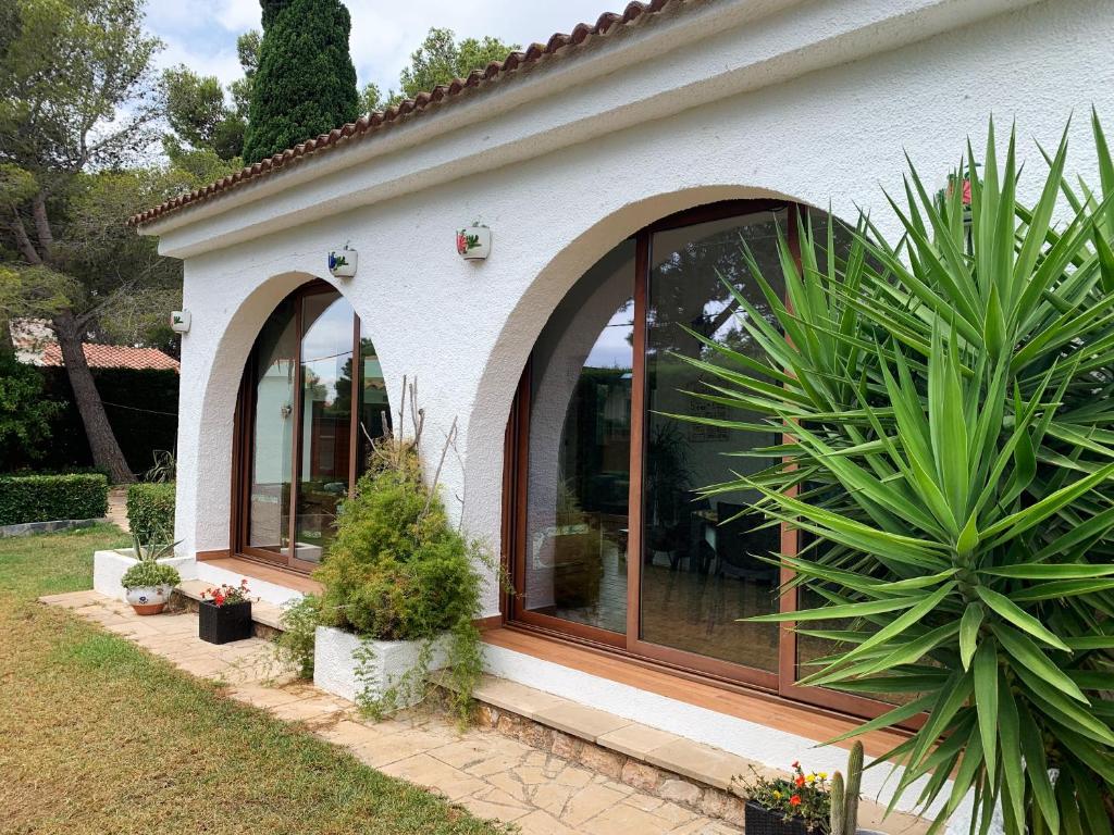 Vonkajšia záhrada v ubytovaní Villa los sauces