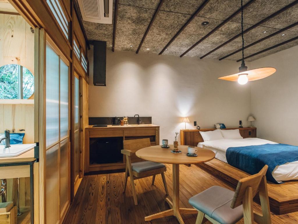 Postel nebo postele na pokoji v ubytování Showcase Hotel KASANE