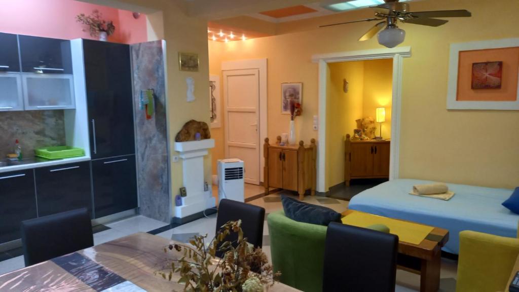 D,apartman - Two-Bedroom Apartment