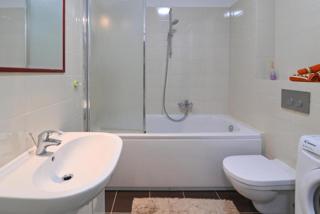 Kúpeľňa v ubytovaní Apartman TRSAT