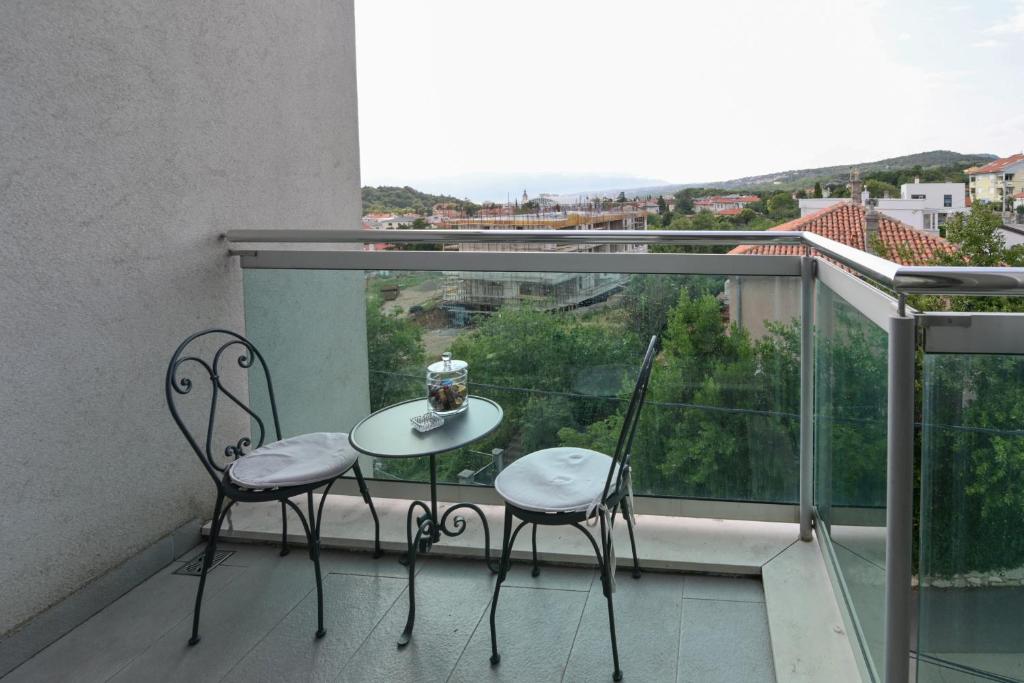 Balkón alebo terasa v ubytovaní Apartman TRSAT