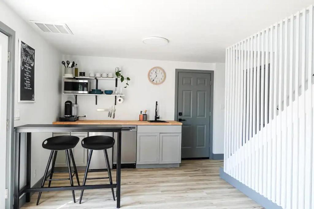 Kuchyň nebo kuchyňský kout v ubytování Northbank Loft
