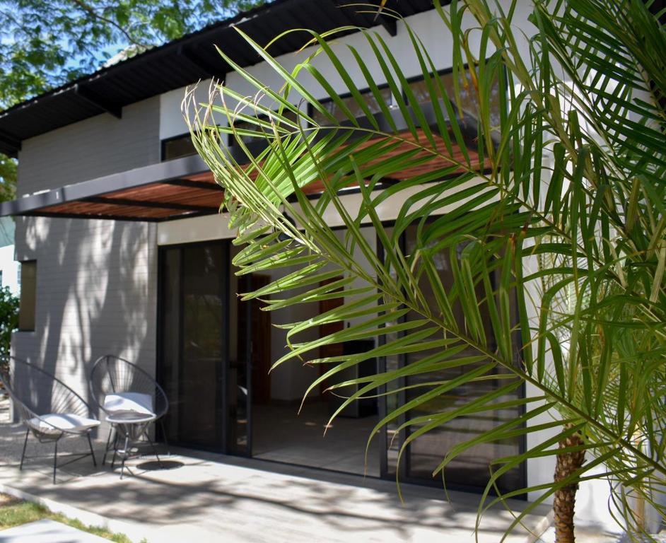 Blue Window Boutique Villas Hotel - Apartment With Pool View
