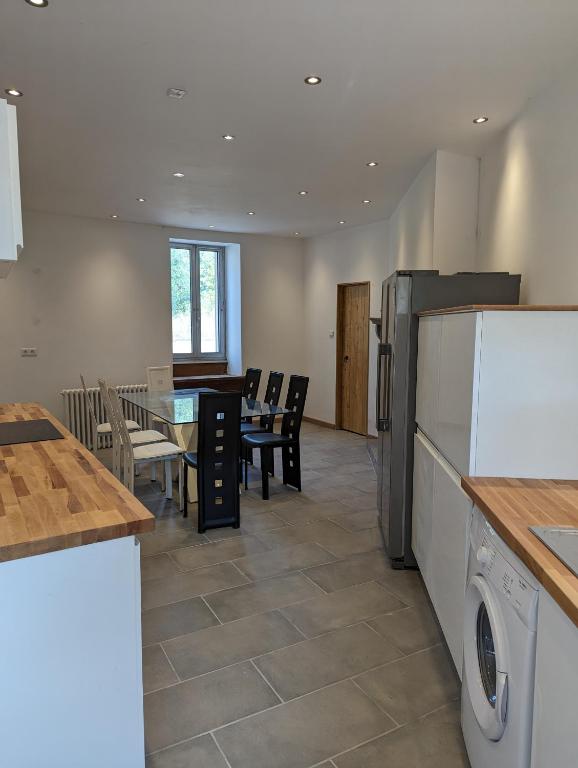 Photo de la galerie de l'établissement Gite de Marcella, à Saint-Dizier-Leyrenne