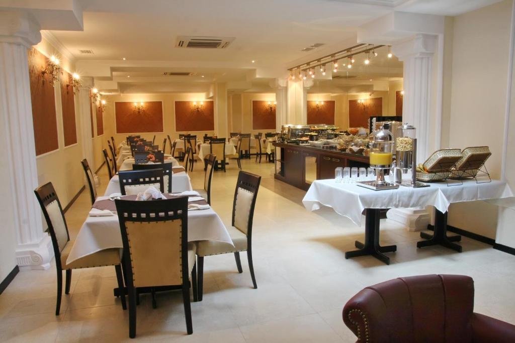 Restoran või mõni muu söögikoht majutusasutuses Marionn Hotel