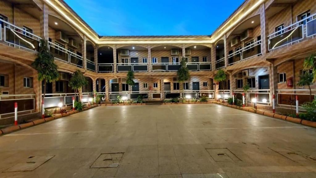 Budova, kde se hotel nachází