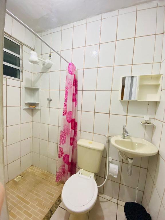 Koupelna v ubytování Linda Kitnet Mobiliada Mar Itapua