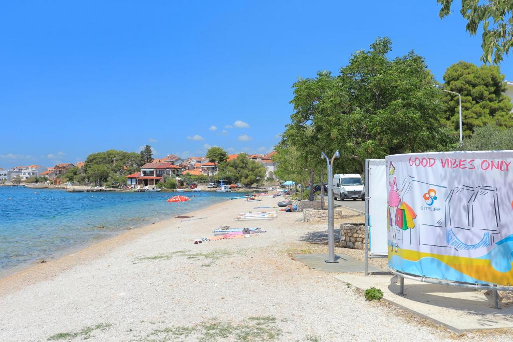 Fotografia z galérie ubytovania Apartments by the sea Brodarica, Sibenik - 15588 v Šibeniku