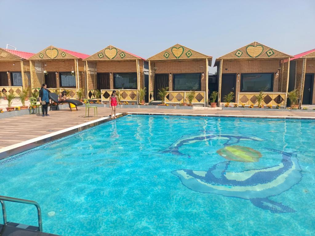 Midwaay Resort