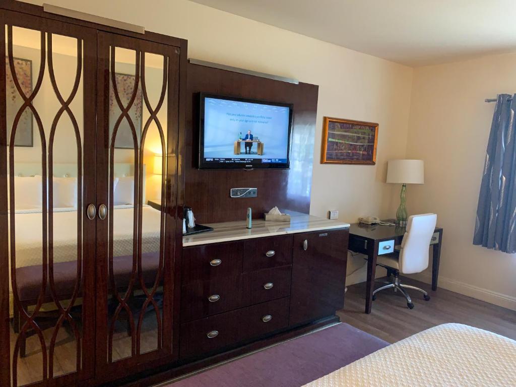 Rocklin Park Hotel - Deluxe Tweepersoonskamer (2 Volwassenen + 1 Kind)