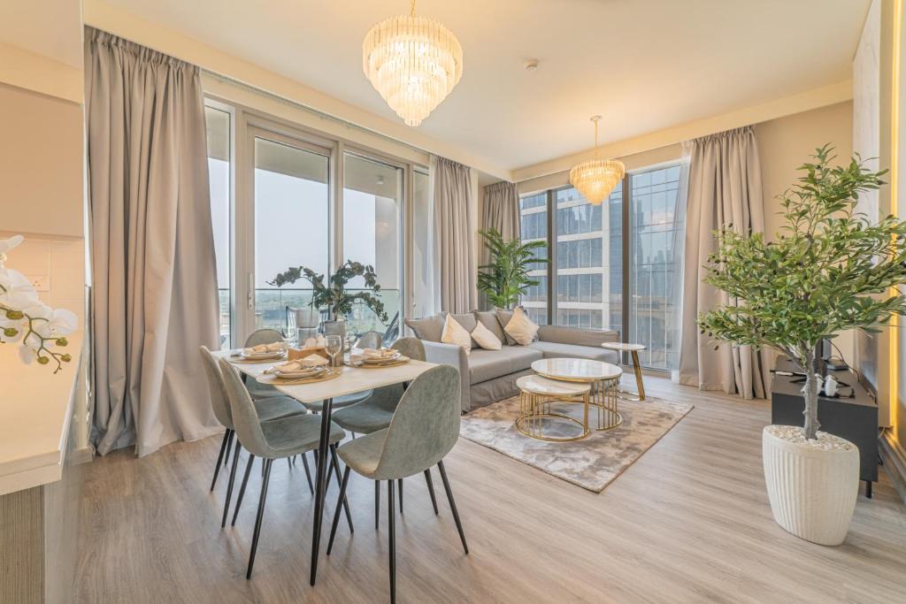 WORLD CLASS 2BR with full DUBAI BOULEVARD view