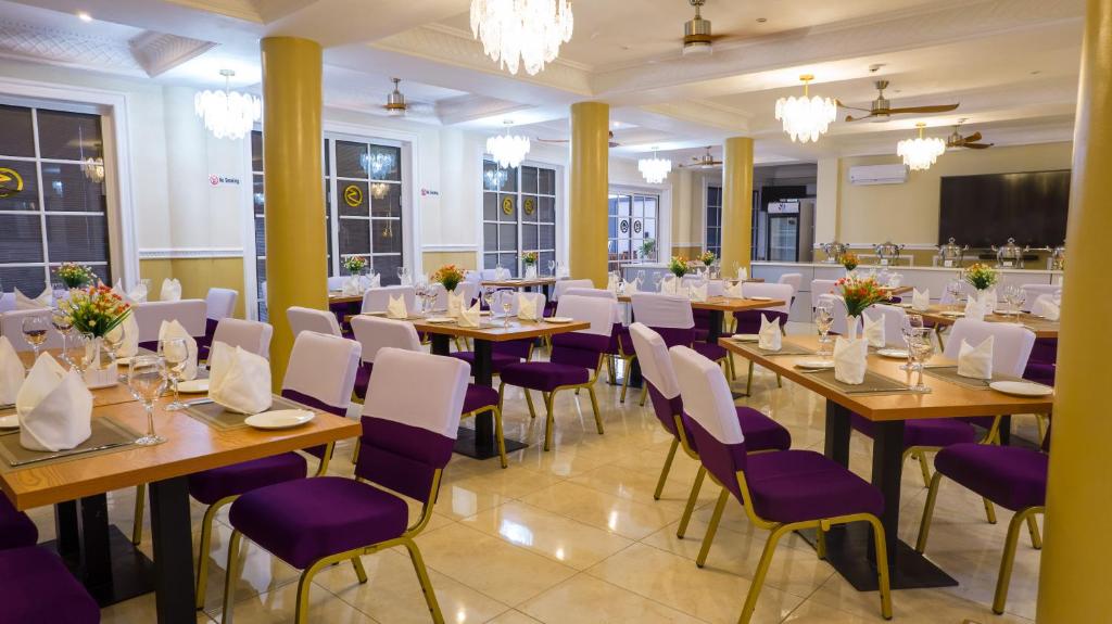 Restaurace v ubytování Zimansky Hotel