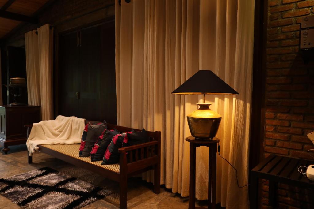 Posezení v ubytování Aayu Hanthana Boutique Hotel