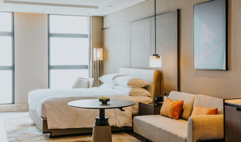 Sheraton Xi'an South - Deluxe King Room Con Vista A La Ciudad