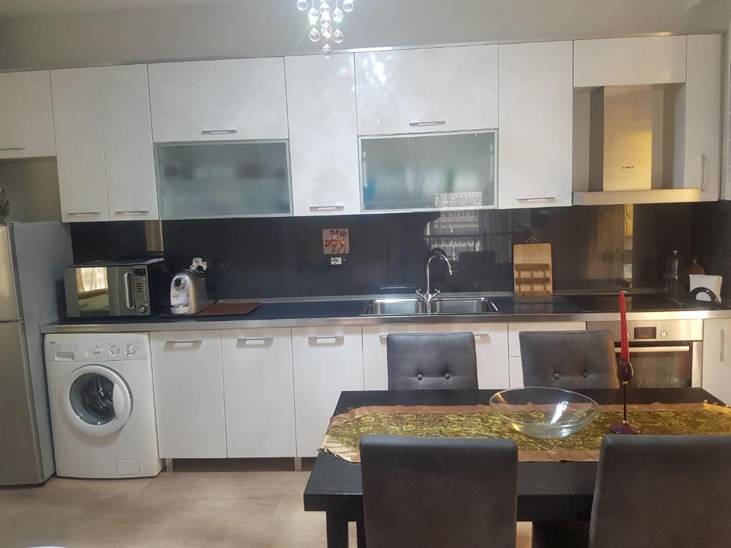 Tirana Central Apartment - Imazhi 4