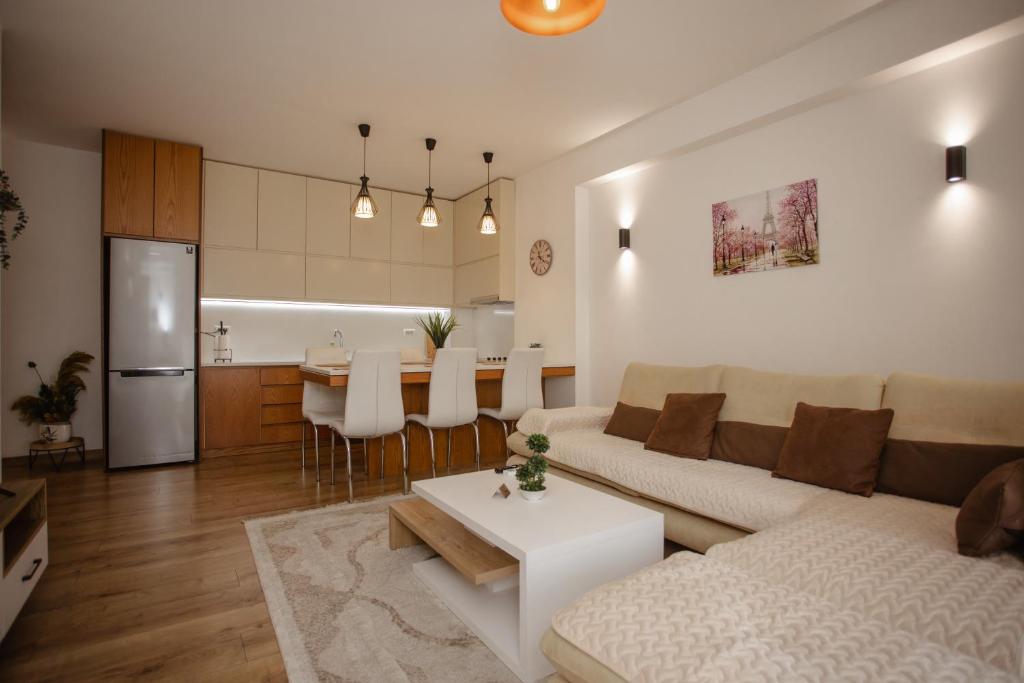 446 Luxury Apartament Center - Imazhi 3