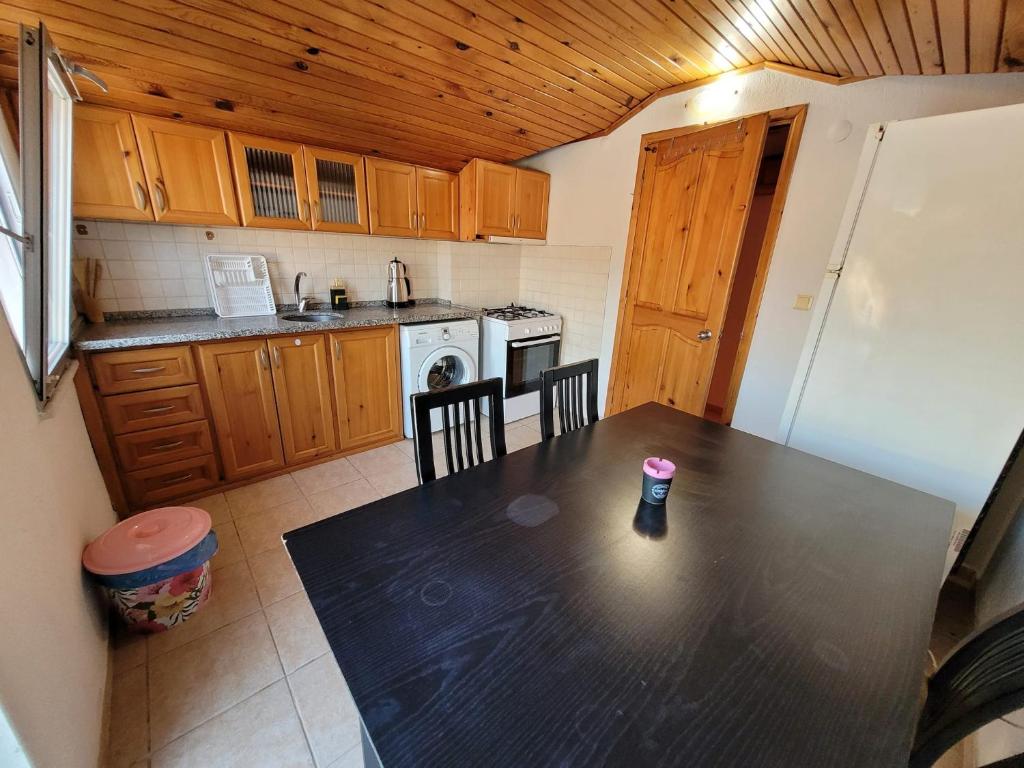 Kuchyň nebo kuchyňský kout v ubytování Cetin Pansiyon