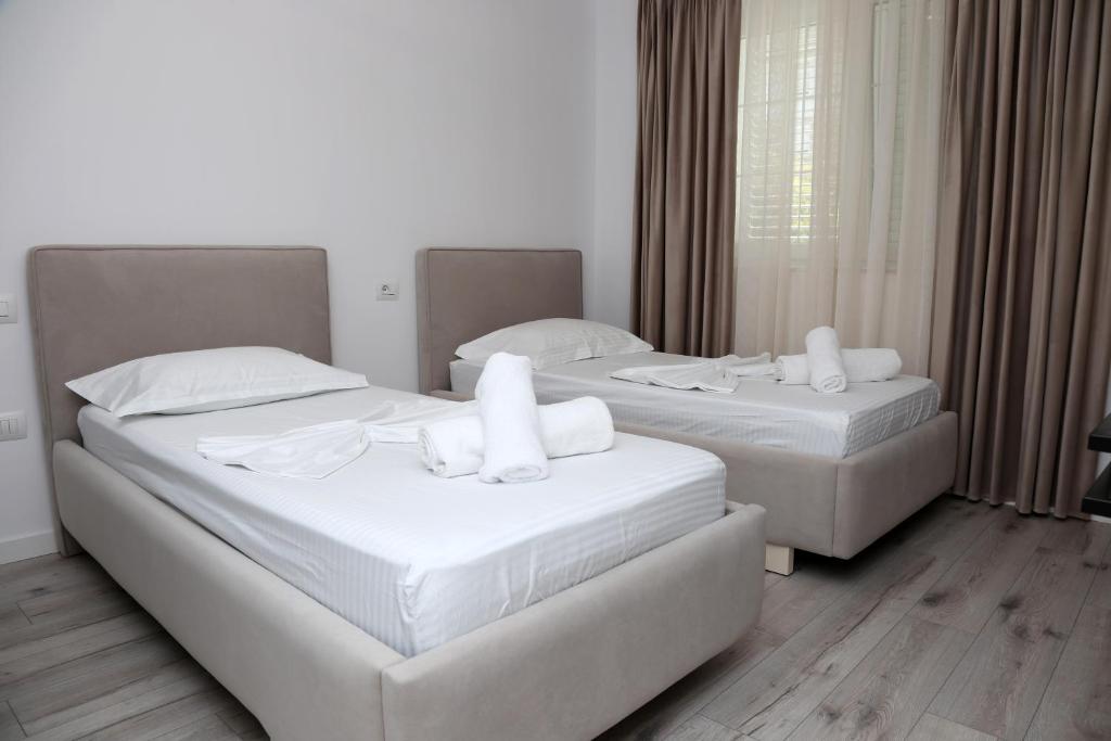 Illyrian's Apartment Tirana - Imazhi 2