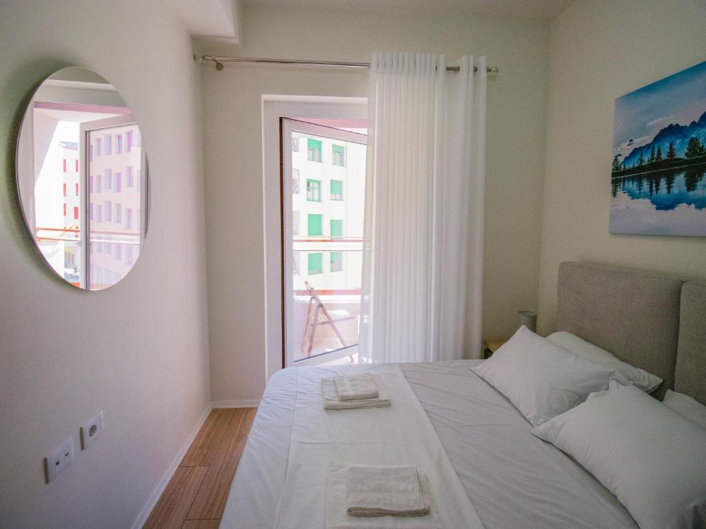 Modern Apt in Mangalem21 Complex WiFi,AC - Image 7