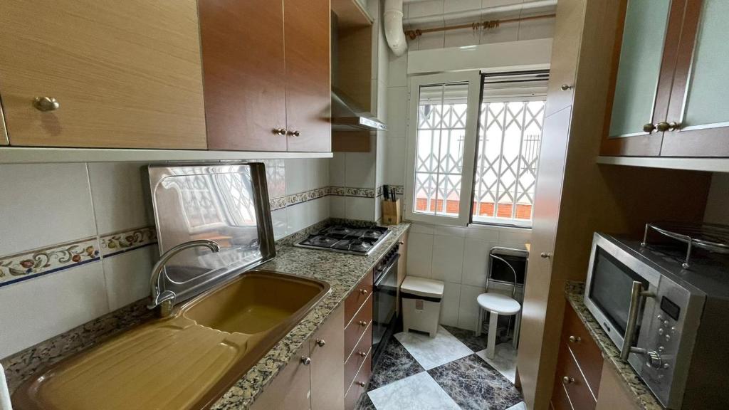 flat family near center and jardin turia avenida del cid ...