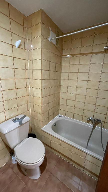 flat Holiday friend group or family near beach center blasco ...
