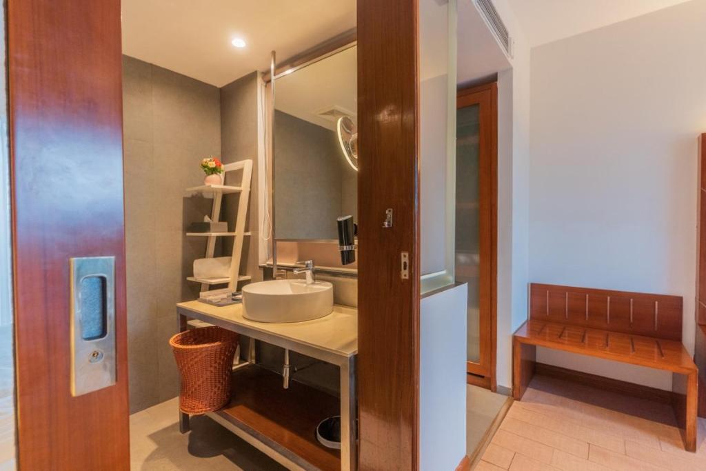 Koupelna v ubytování De Mandarin Hotel Goa