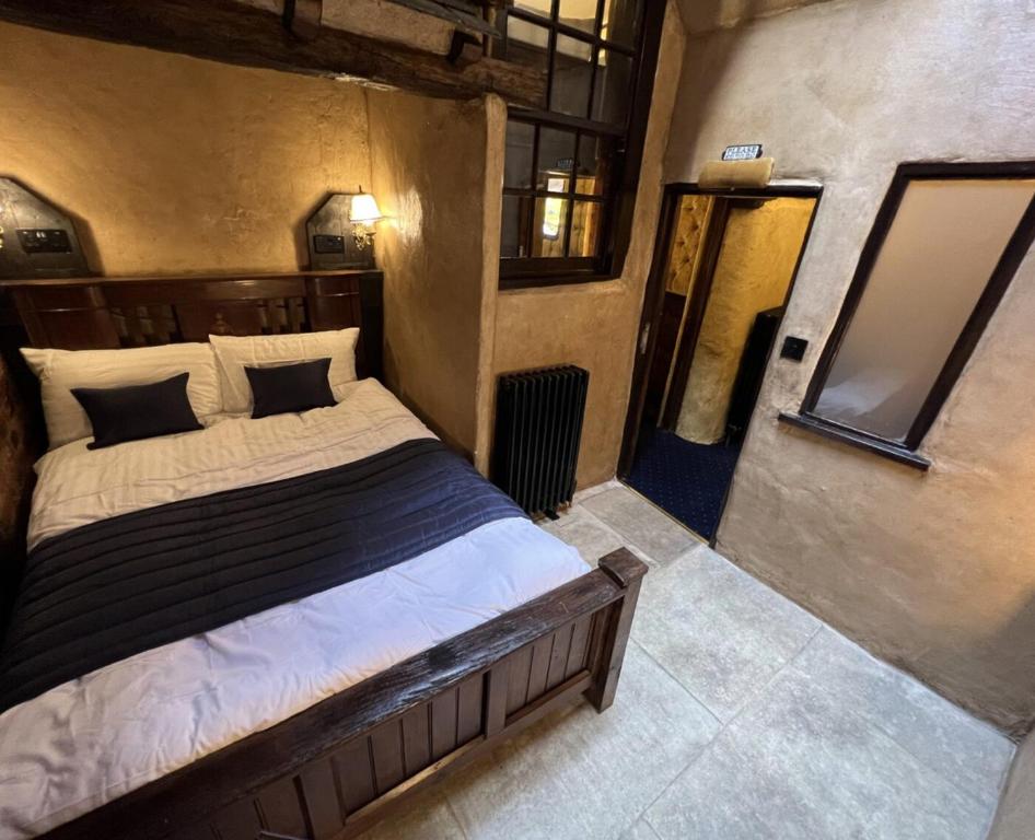Hocus Pocus Tiny Hotel - 
