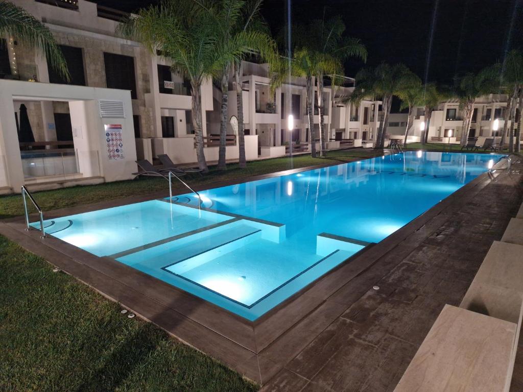 https://cf.bstatic.com/xdata/images/hotel/max1024x768/481081565.jpg?k=e2221040a6be9567ab8eb43a01570e4bf70153981ac5eb7807057e20a1d19ba9&o=&hp=1