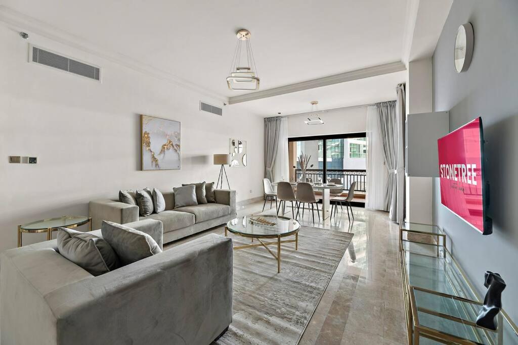 StoneTree – Fairmont North 2 BR & Maid – Beach Club Access