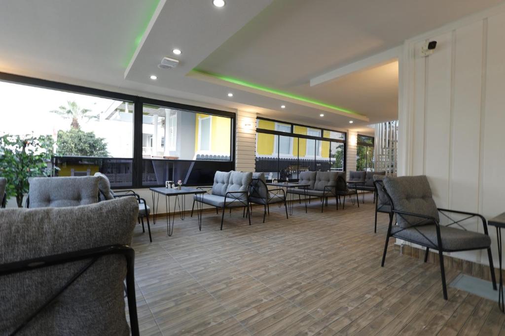 Posezení v ubytování Mira Hotel Antalya