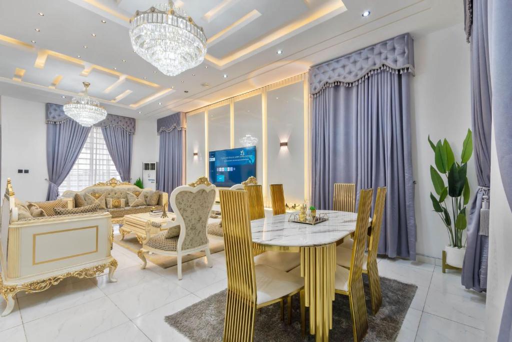 First choice Apartments (Nigeria Aja)