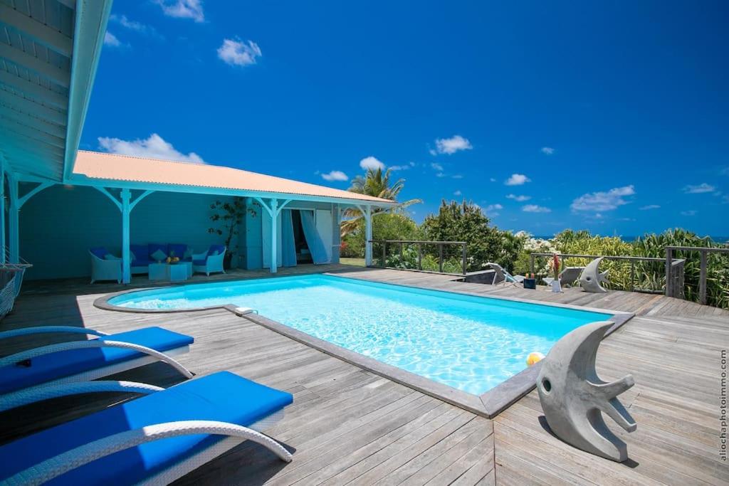 Bazén v ubytování Luxueuse Villa Katleya, vue mer nebo v jeho okolí