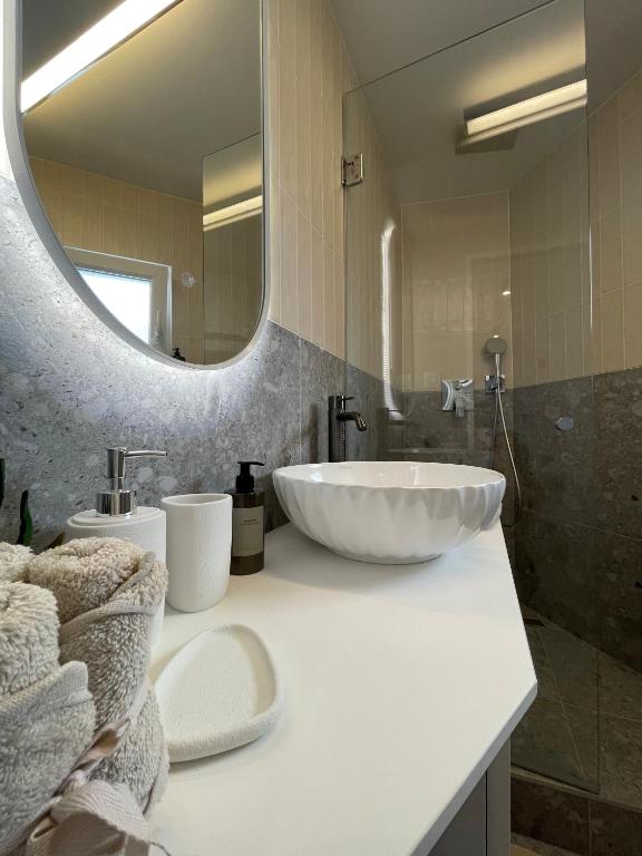 Studio Saint Luke - Old Town Split, 2 min from RIVA