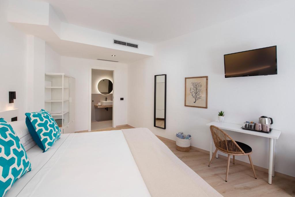 MEM Lodge and Suite - 13