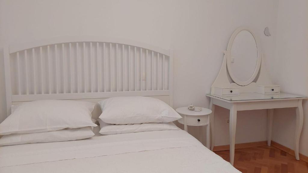 SKY delux apartment with parking
