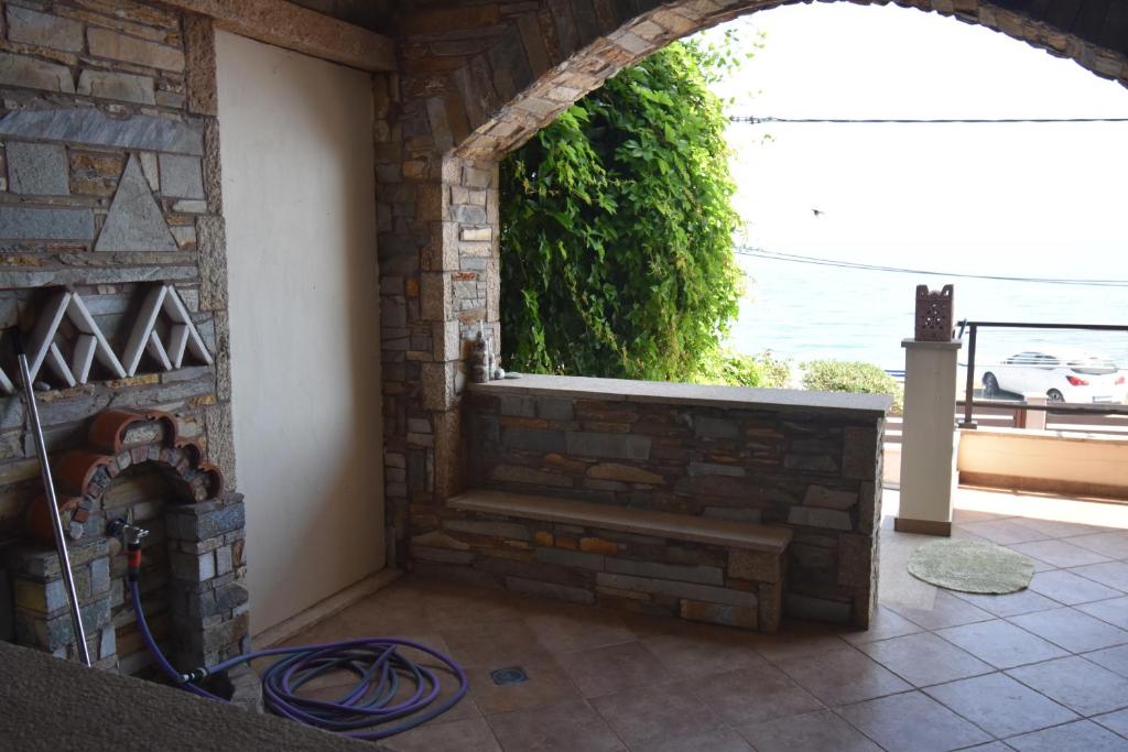 Balkón nebo terasa v ubytování Modern seaside maisonette 130 m2 Oikia Litsas Paliouria Larissas