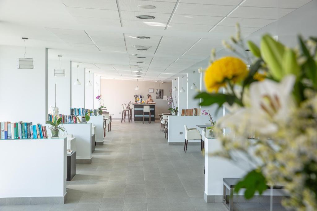 Posedenie v ubytovaní Hotel Herbeira
