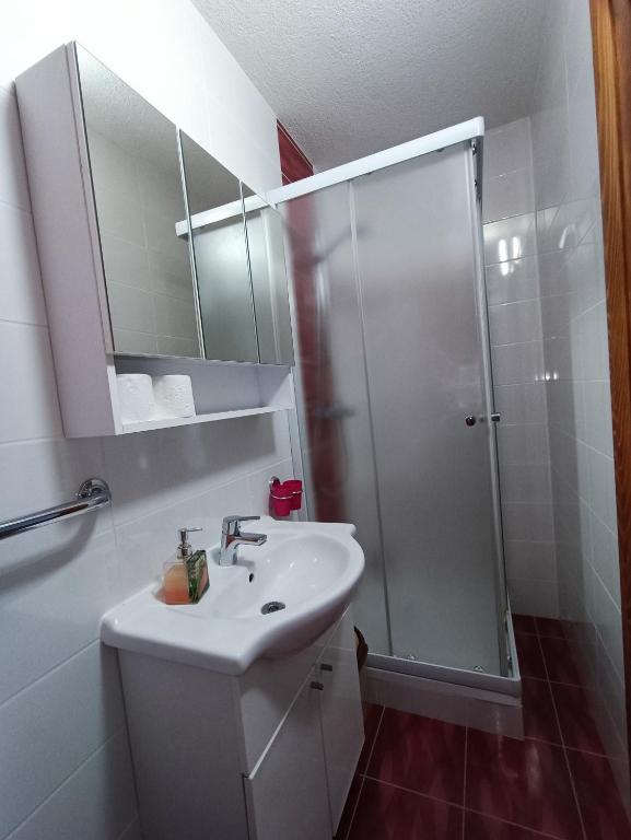 Guesthouse Nikolina - 12