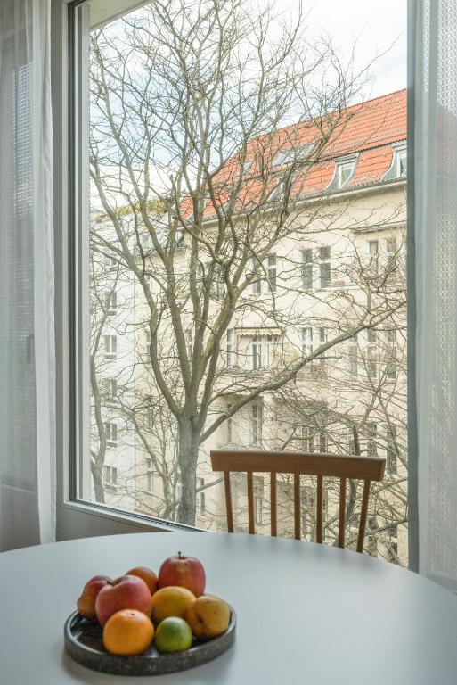 Carlotta Apartments - 7