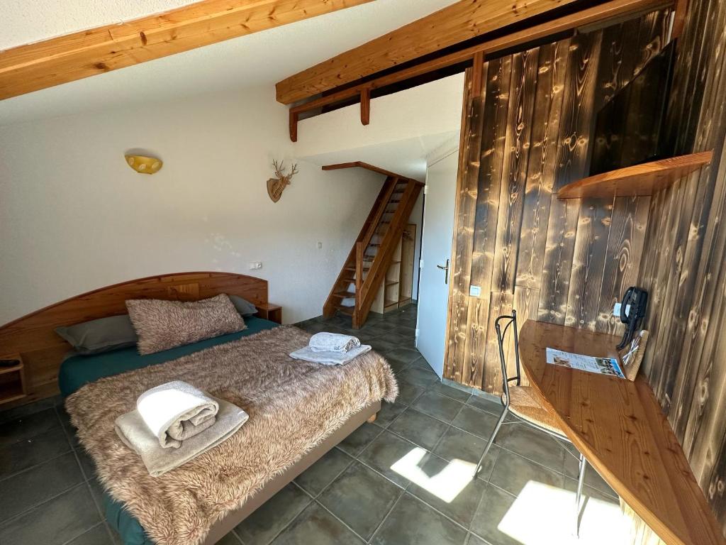 Hotel L'Ecrin des Neiges - Family Room With Mountain View