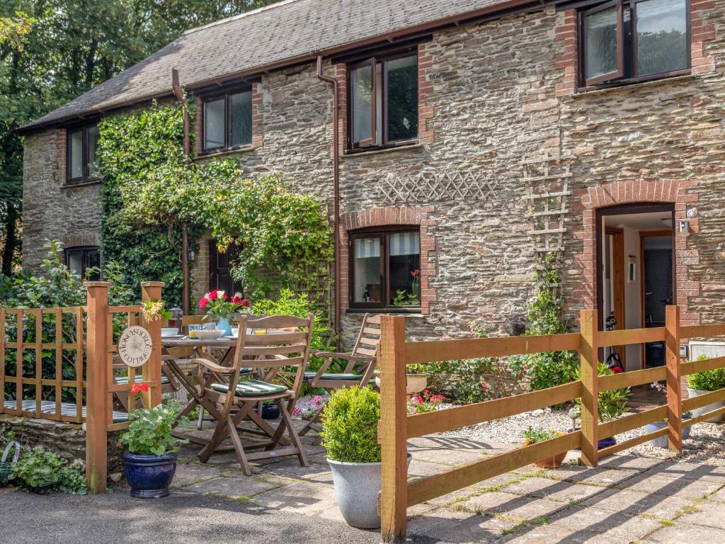 Zahrada ubytování Honeysuckle Cottage