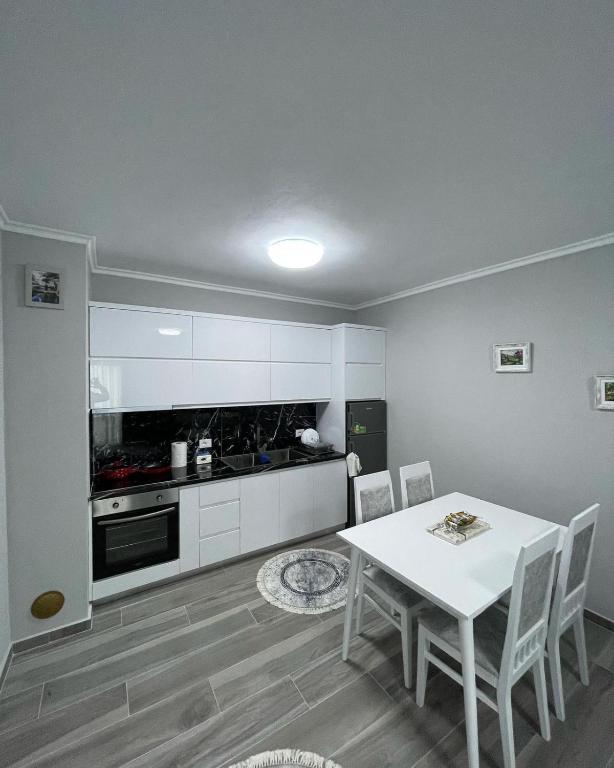 The Little Big Apartament