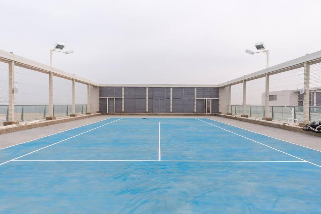 Tenis a/nebo squash v ubytování A Perfect Escape - Sea facing nebo okolí