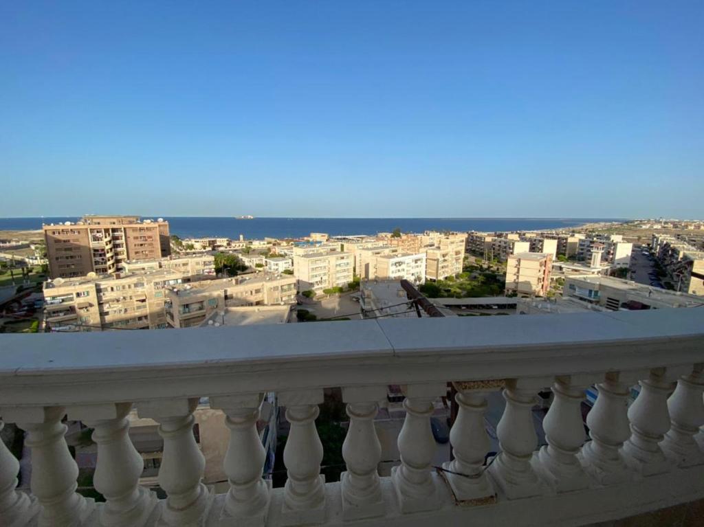Ein Balkon oder eine Terrasse in der Unterkunft Luxury Apartment