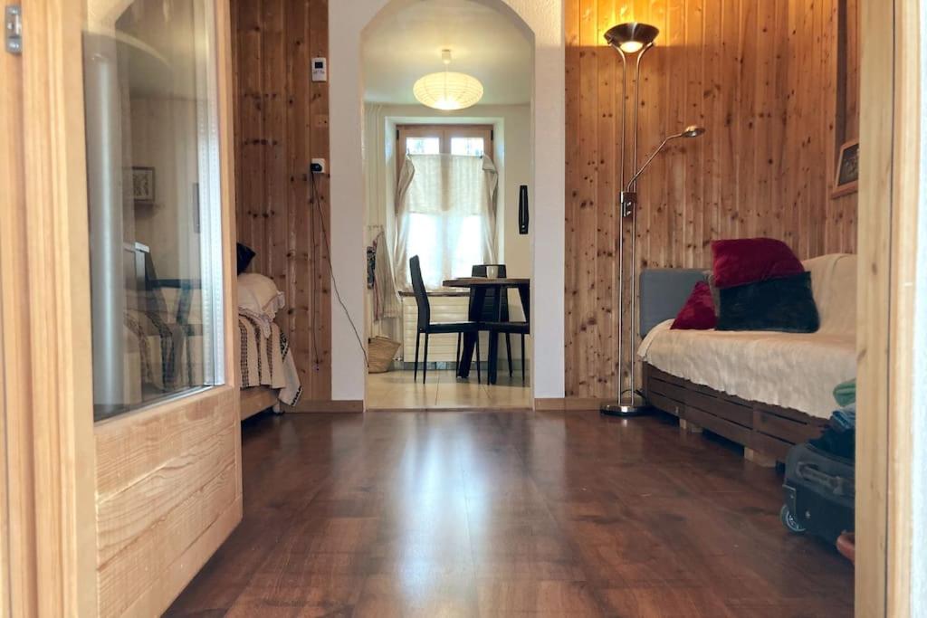 Fotografie z fotogalerie ubytování Charmante maison individuelle v destinaci Les Verrières