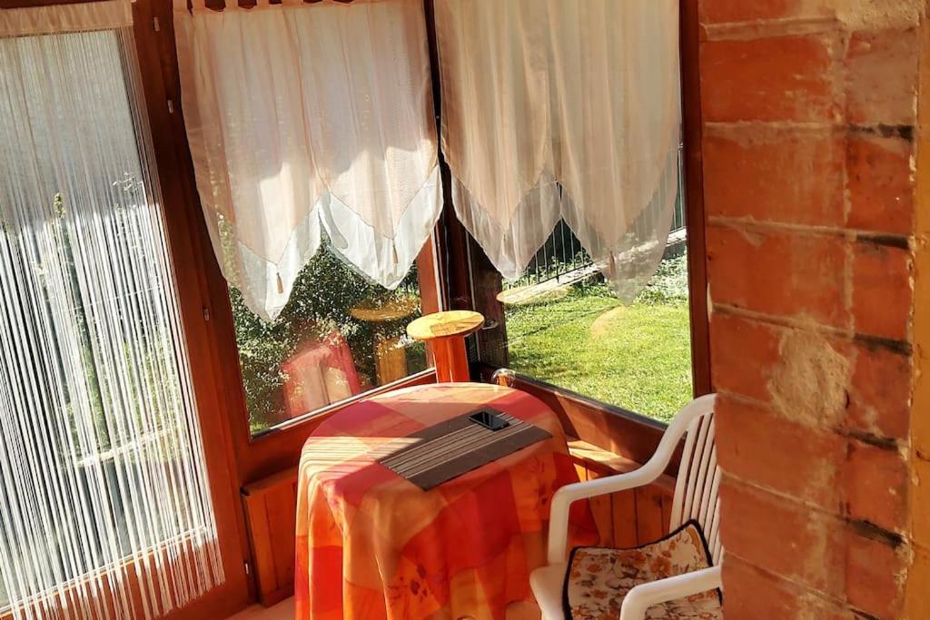 Fotografie z fotogalerie ubytování Charmante maison individuelle v destinaci Les Verrières